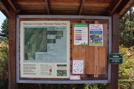 Information kiosk on way to trailhead has a map of the Nature Park and seasonal postings – do not leave valuables in vehicle Information kiosk on way to trailhead has a map of the Nature Park and seasonal postings – do not leave valuables in vehicle